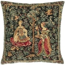 MEDIEVAL EMBROIDERY BRODERIE