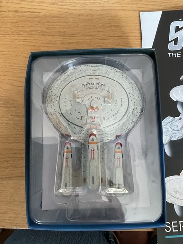 Eaglemoss star trek official - star,