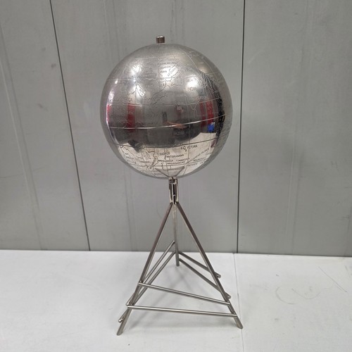 Silver chrome world - silver, globe