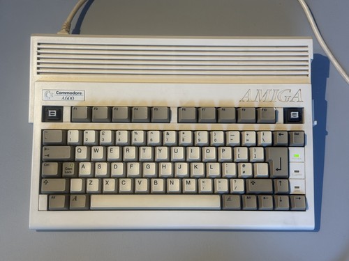 Commodore amiga a600 with - amiga,