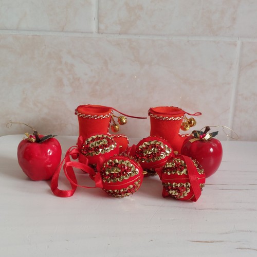 Retro red gold christmas tree - gold,