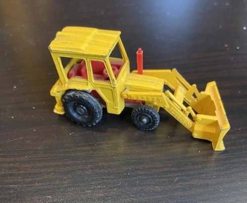 Corgi juniors 3303 tractor - juniors,