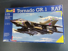 Revell Model Kit 04619 -