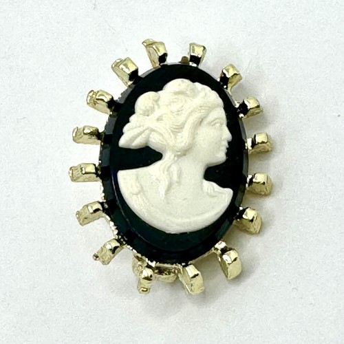 Vintage 40s oval white - oval, black