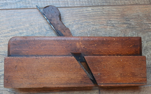 Antique vintage moulding - moulding, wood