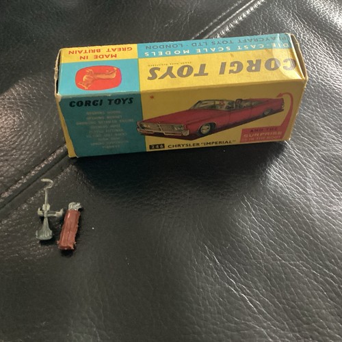 Corgi toys 246 chrysler - corgi,