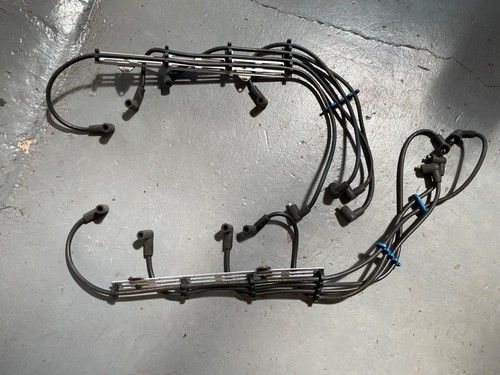 Small block chevy plug leads - block, &