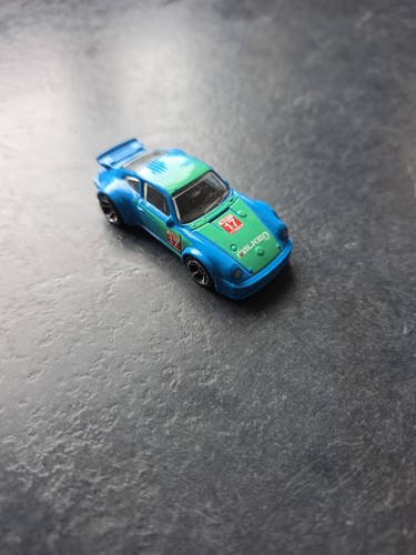 Hotwheels 934 turbo rsr falken - 934,