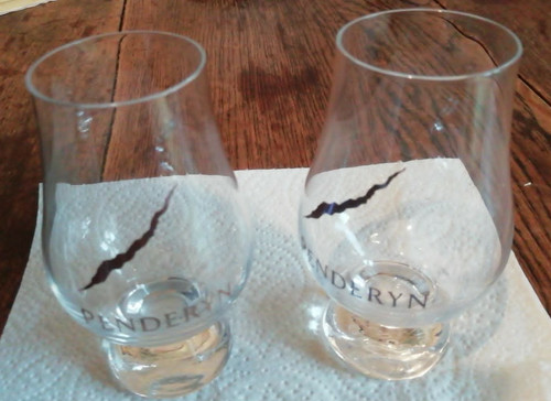 Pair penderyn whiskey - penderyn,