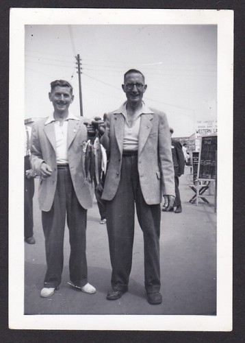 Vintage c1940s photograph two - vintage,