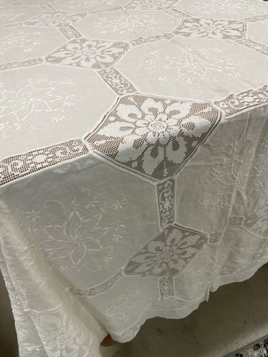 Vintage stunning handcrocheted - stunning,