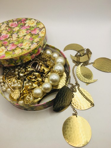 Job lot gold tone costume - tone,