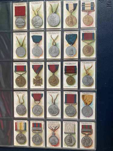 Cigarette cards british medals - cigarette,