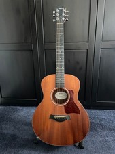 Taylor GS-Mini Mahogany acoustic Guitar with case