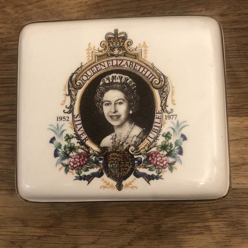Vintage queen elizabeth - queen, ii
