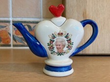 Tony Carter Teapot -Queen Elizabeth II Diamond Jubilee