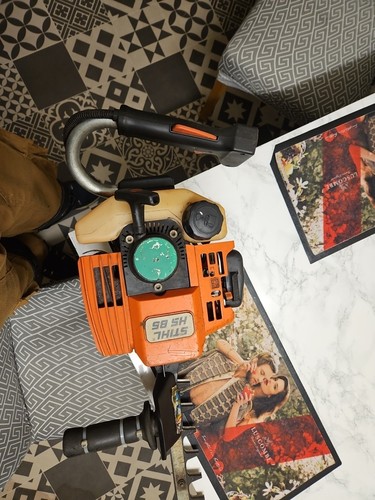Stihl hs85 hedgetrimmer runs - hs85,