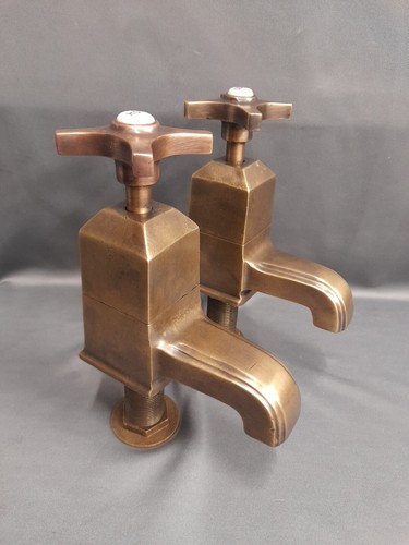 Art deco aged brass - ,