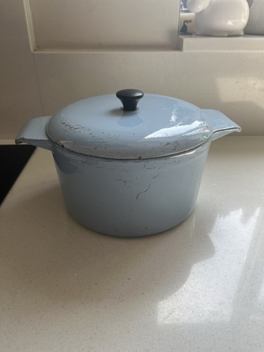Vintage cast iron enamelled - vintage,