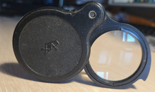 Loupe magnifier - loupe,