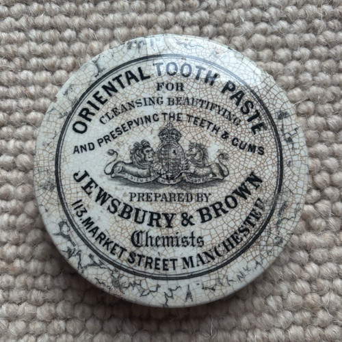 Oriental tooth paste pot - tooth,