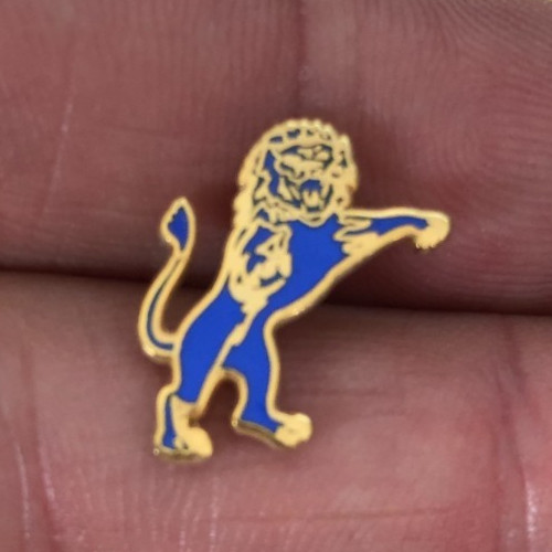 Rare millwall cutout blue lion - rare,