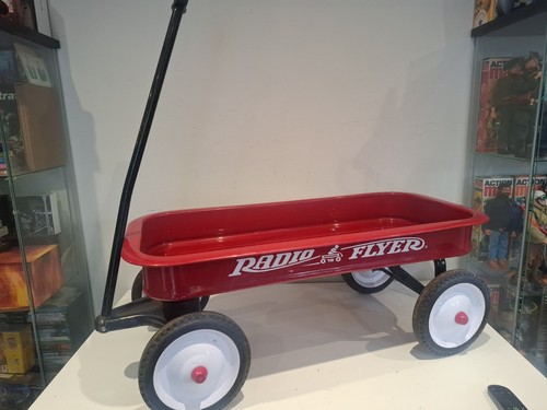 Large radio flyer - big, atw