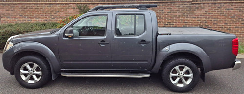Nissan navara - nissan,