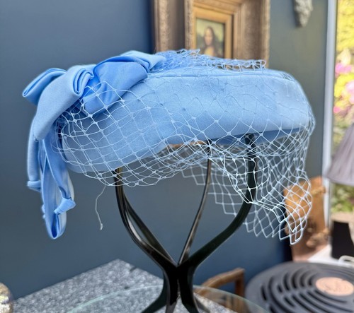 Vintage ladies pillbox hat - vintage,