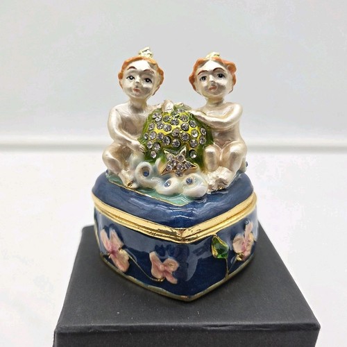 Treasure gemini twins - treasure-it,
