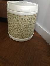 Vintage Retro 1970's PLYSU Green Flower Storage Laundry Bin Basket With Top
