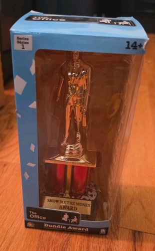 The office dundie award kind - dundie,