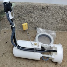 NEW Mercedes W163 ML Fuel Pump