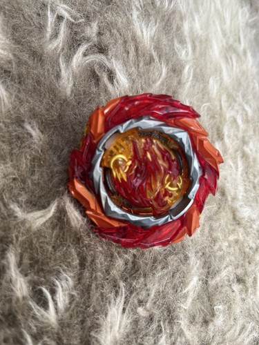 Roar fafnir beyblade burst - roar,
