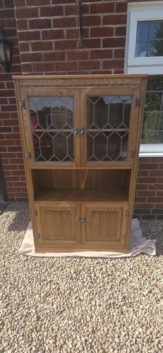 Vintage old charm oak - charm, display