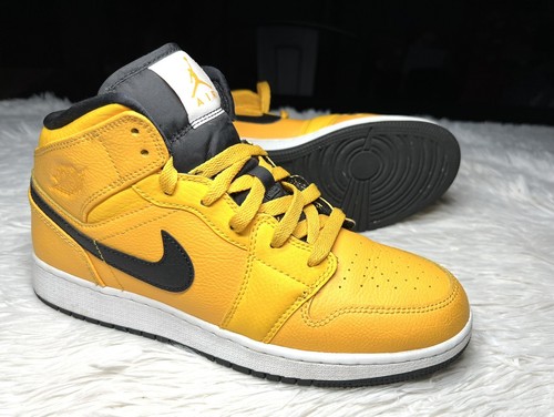 Nike air jordan mid - nike, 1