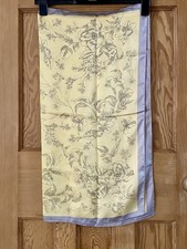 Forever England pale yellow