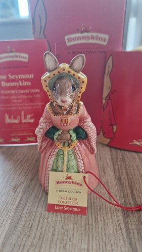 Royal doulton bunnykins - bunnykins, tudor