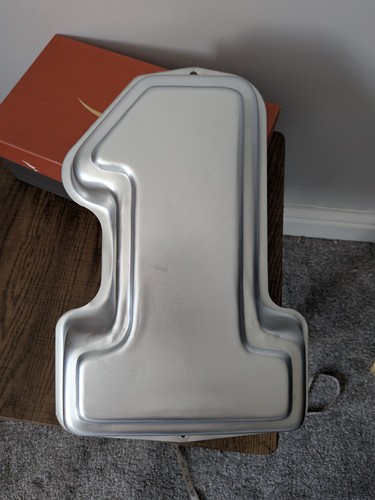 Wilton number cake - tin, pan