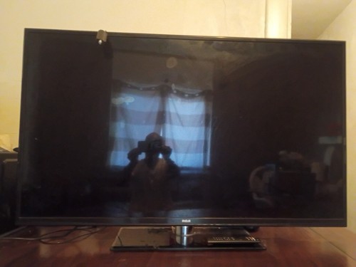 Rca flat screen - lcd, tv