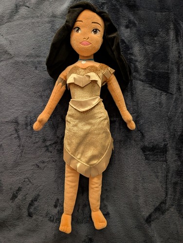 Disney store doll - store, of