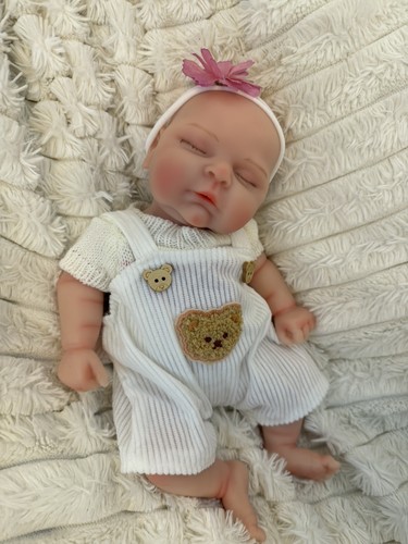 Reborn preemie asleep full - reborn,