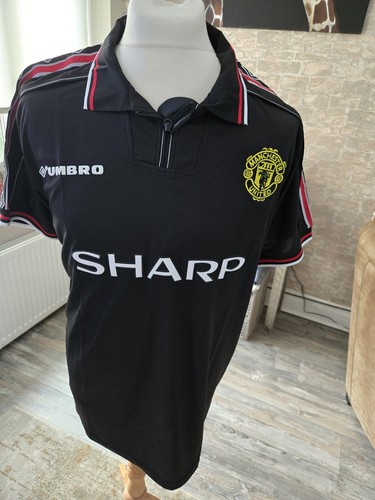 Man utd retro football - utd,