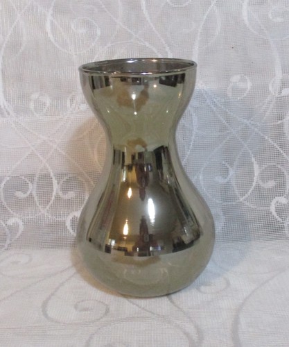 Pretty waisted hand blown - hand,