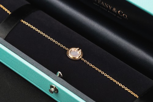 Tiffany t circle - tiffany, &