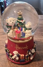HARRODS TEDDY BEAR  MUSICAL CHRISTMAS SNOWGLOBE 20CM VGC