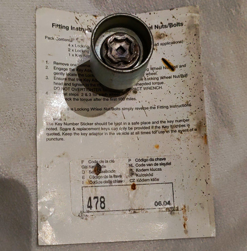 Mitsubishi locking wheel - locking,