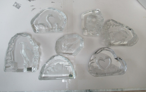 Crystal glass ornament - 8,
