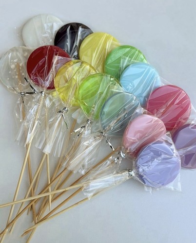 Edible cake toppers lollipops - cake,