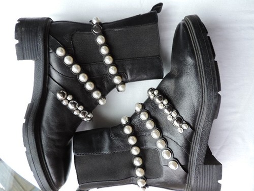 Size black leather - 6.5,
